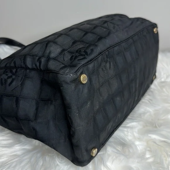 100% Authentic Pre-owned Chanel Nylon Black Tote Bag, 13.5x10x6 - Picture 7 of 16